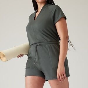 Athleta Balance Romper Women's Bali Green Short Sleeve  Jumpsuit Size Large